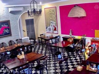 Biệt thự 2mt gần hồ con rủa  p.6 quận 3