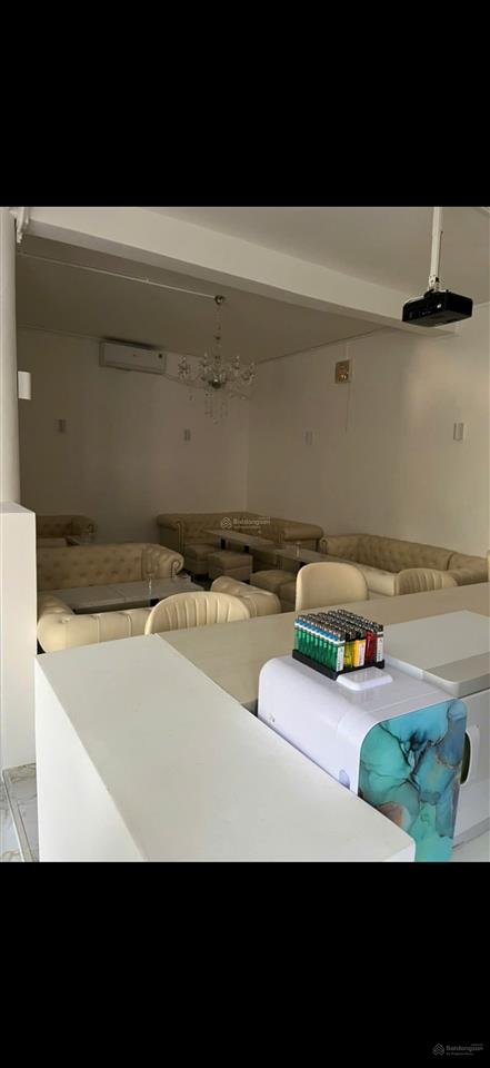 Mặt tiền đường nguyễn thị minh khai p. sài gòn q1 (9.5mx8m) trệt 2 lầu, dòng tiền 80tr/tháng