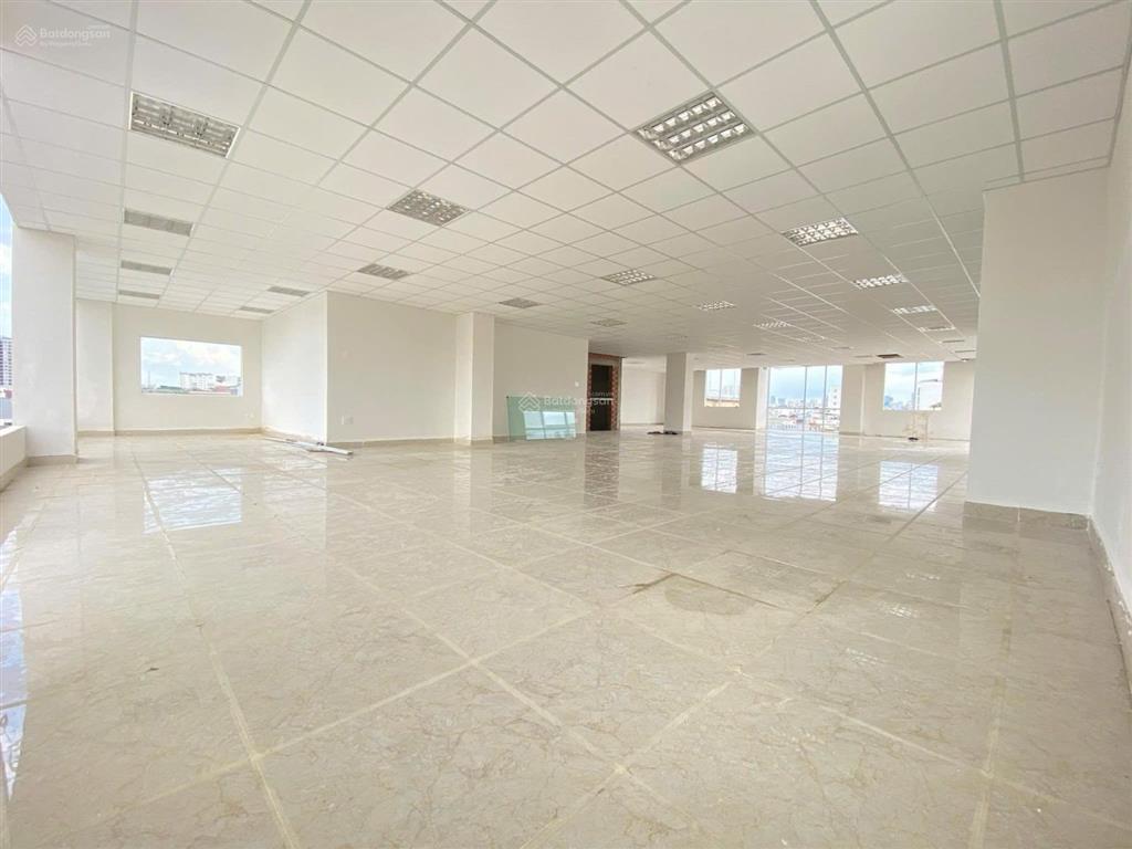 Độc tôn! dt 13,5 x 50m  2 hầm 12 tầng, mặt tiền phan đăng lưu, chỉ 180tỷ  hd thuê 800triệu