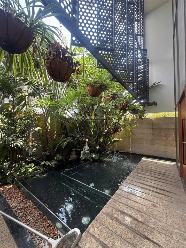 Biệt thự góc (400m2) lê văn sỹ, được xây cao 710 tầng!! chỉ 68tỷ