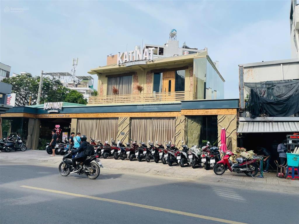 Hàng ngộp bank!! mt lê trọng tấn (12m x 25m) 300m2  hđ thuê 150tr/tháng nhỉn hơn 3xtỷ