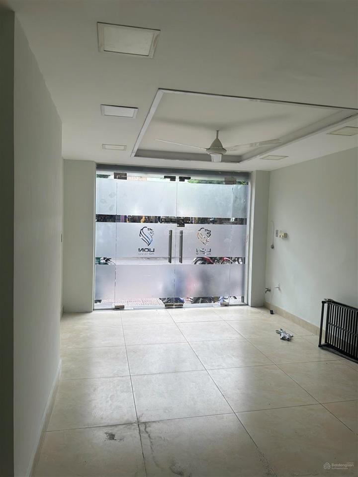 Tòa nhà 8 lầu + sân thượng + hđ thuê 120tr/tháng, mt nguyễn công trứ chỉ 31 tỷ