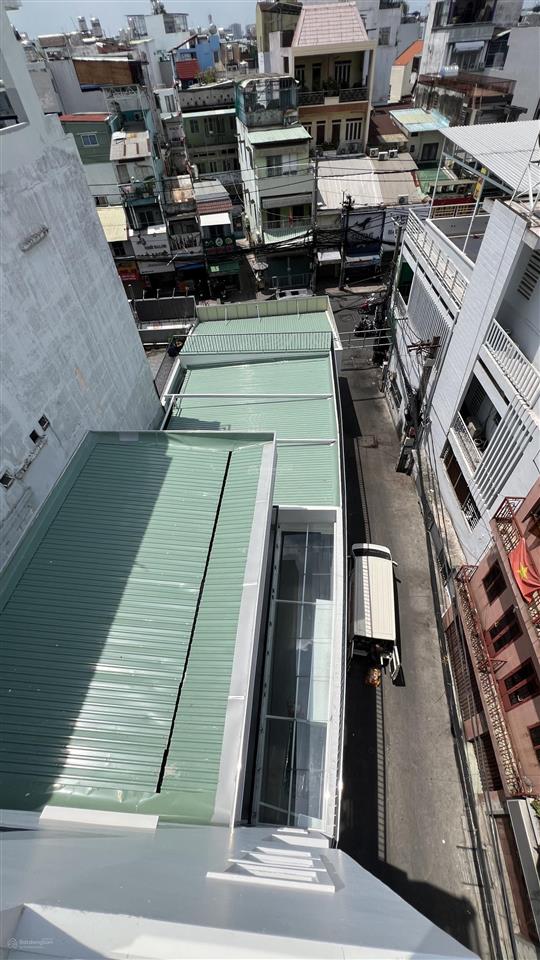 Lô góc mt kd 188m2 đường cách mạng tháng 8 (8x24m) 1t, 3l, sẵn hđ thuê 150tr/tháng 6 năm