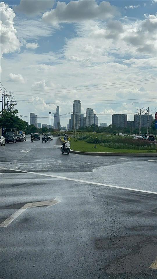 Giá hời!! mt lương định của  chỉ 365tr/m2, được xây cao hầm 8 tầng