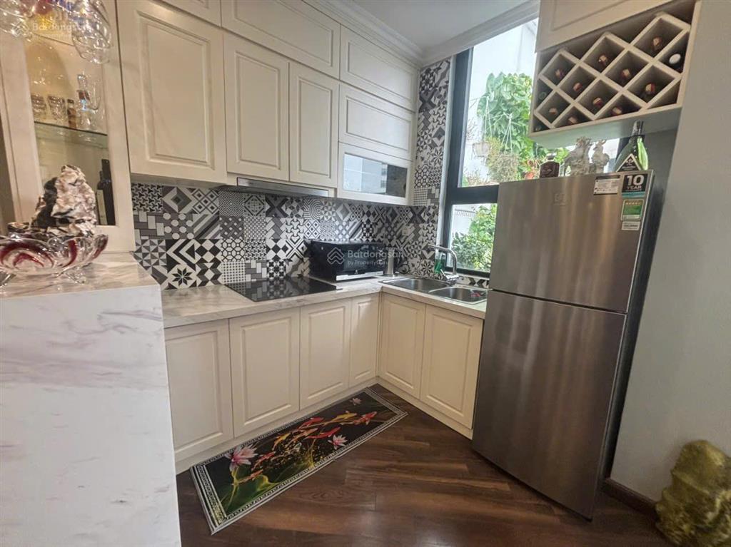 Gia đình bán căn 2 ngủ 73m2 tòa eco city kđt việt hưng. để lại nội thất. gía 5.2 tỷ.  0981 716 ***