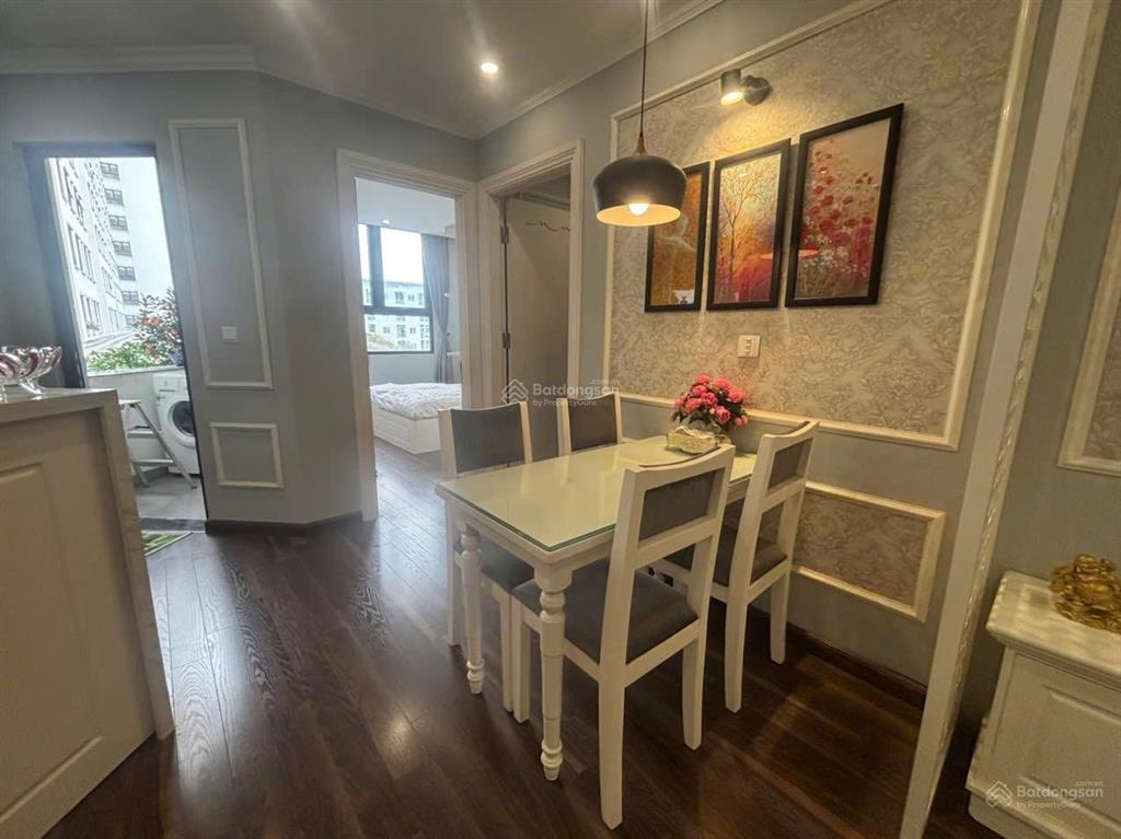 Gia đình bán căn 2 ngủ 73m2 tòa eco city kđt việt hưng. để lại nội thất. gía 5.2 tỷ.  0981 716 ***