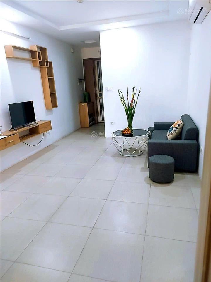 Gia đình bán nhanh căn 48m2, đầy đủ nội thất giá siêu rẻ chỉ 2,69 tỷ tòa ruby city ct3 phúc lợi