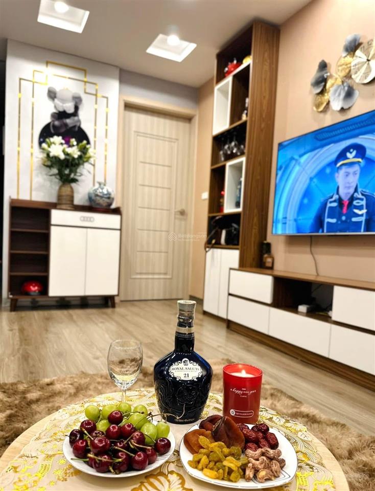 Chuyển xuống biệt thự, chủ nhà muốn bán nhanh căn hộ 51m2 tòa ruby ct3 phúc lợi, long biên, hà nội.