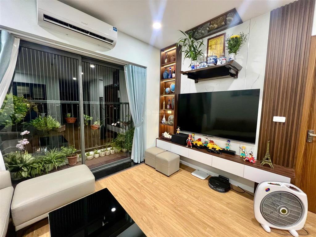 Gia đình bán căn hộ tsg lotus sài đồng, 83m2, 3pn2wc. để lại nội thất. gía 5,95 tỷ.  0981 716 ***