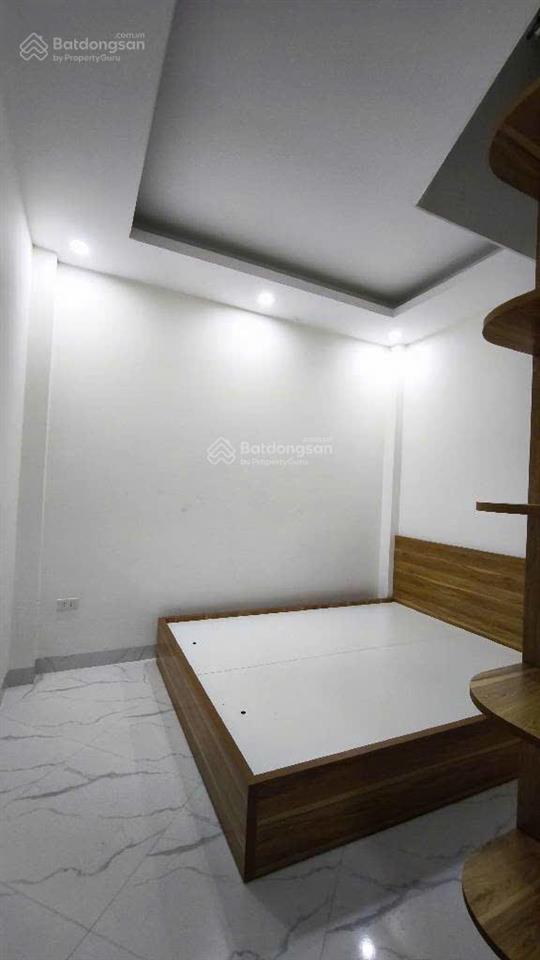 Chỉ 6 tỷ có ngay lô góc 5t dt 38m2 full nội thất khách mua chỉ việc về ở nhà ngay cạnh hồ mát mẻ