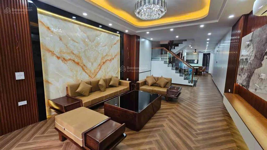 Siêu phẩm văn phú 5 tầng thang máy sân vườn trước sau