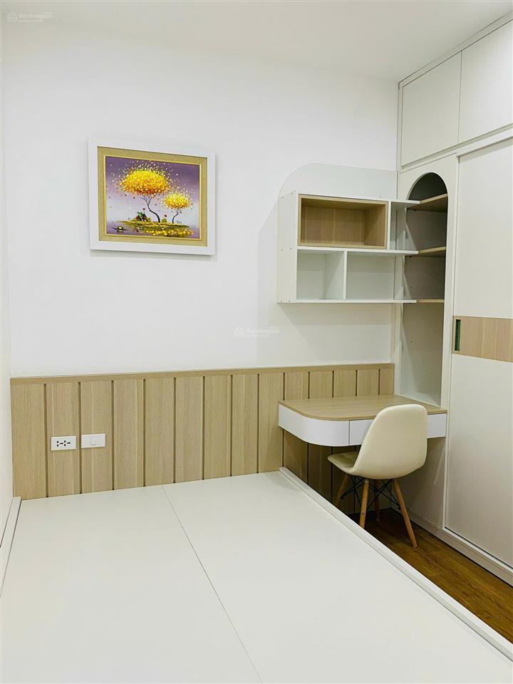 Cho thuê iris garden 2pn2w | full nội thất đẹp có slot ô tô tầng trung hướng mát, free internet 6th