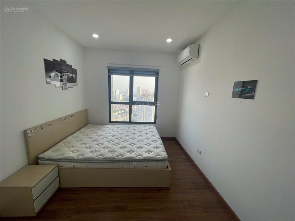 Chính chủ bán căn hộ samsora 3 ngủ  81m2 trục 23. giá 5,8 tỷ