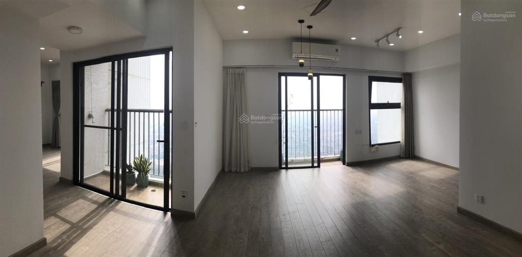 Bán nhanh căn 3pn/105m2 ban công đông nam, view hồ giá 7,8 tỷ bao phí.
