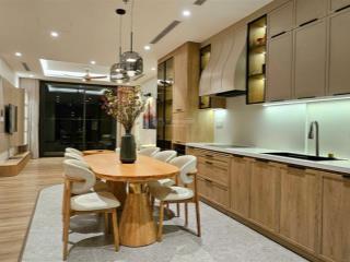 Bán ch the landmark căn hộ khoáng nóng 3pn2vs 115m2, view hồ thiên nga  0328 920 ***(zalo)