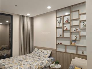 Bán ch studio tòa solforest tầng trung, view sông hồng, tầng trung, giá bán 2.350 bp