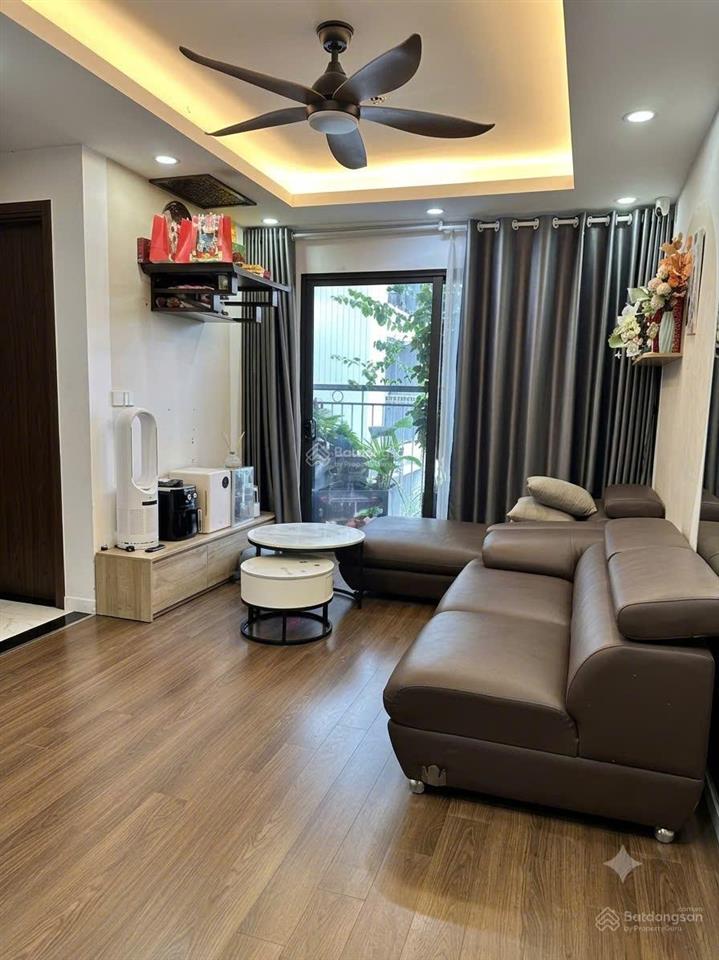 Chính chủ cần bán căn hộ 2pn diện tích 56 m2 phương đông green park