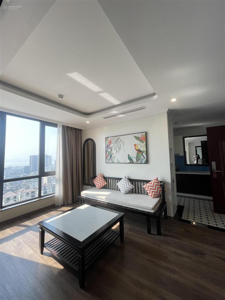 Cắt lỗ đậm sâu giá chỉ 2tỷ1 căn góc 1 phòng ngủ view biển căn chung cư đồi đức dương
