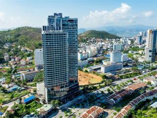 Giá cắt lỗ 2 tỷ4 căn hộ view biển the holiday hạ long nằm giữa trung tâm du lịch bãi cháy.
