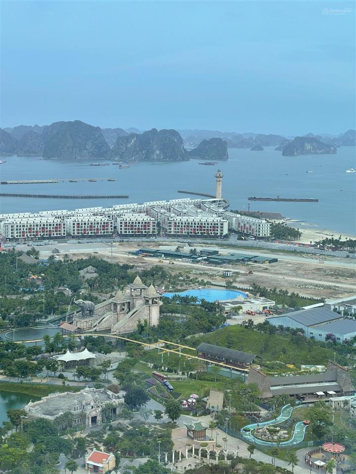 Cắt lỗ căn view trực diện biển giá chỉ 50 triệu /m2, căn hộ trung tâm du lịch bãi cháy.