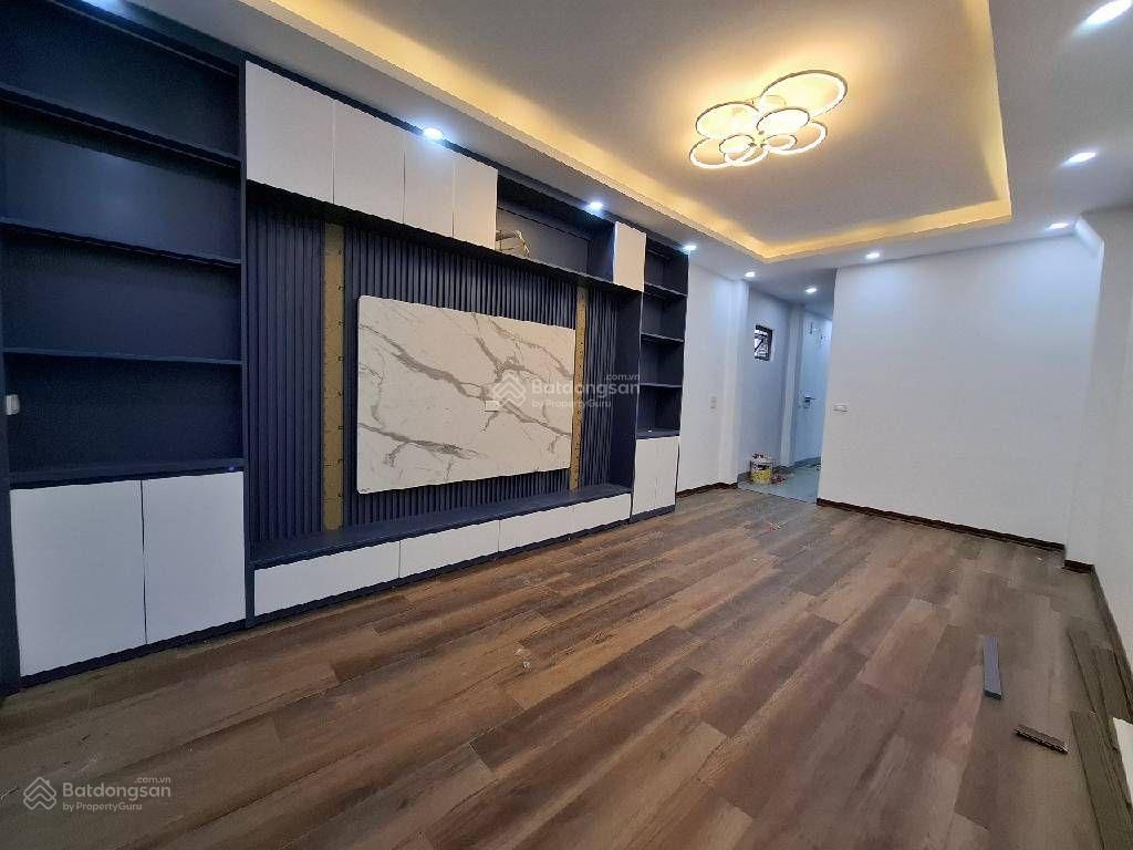 Nhà mơi đẹp đa sỹ kiến hưng phân lô ô tô để ngày đêm 45m 5 tầng thang máy thoáng trước sau