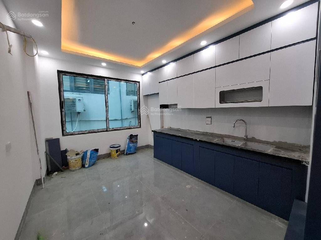 Nhà mơi đẹp đa sỹ kiến hưng phân lô ô tô để ngày đêm 45m 5 tầng thang máy thoáng trước sau