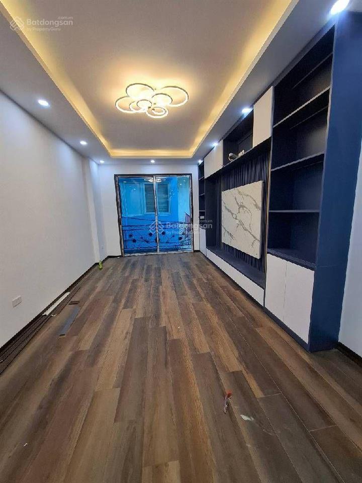 Nhà mơi đẹp đa sỹ kiến hưng phân lô ô tô để ngày đêm 45m 5 tầng thang máy thoáng trước sau