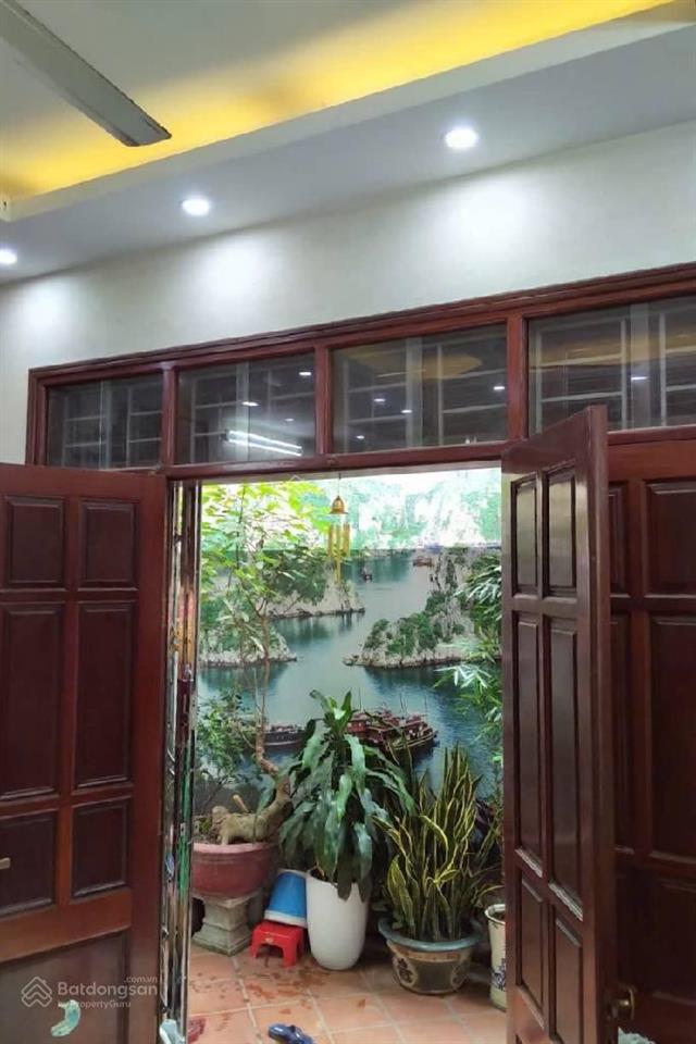 Hiếm nhà đẹp phố lụa vạn phúc hà đông 40m 4 tầng mặt tiền 5.2m gần ô tô