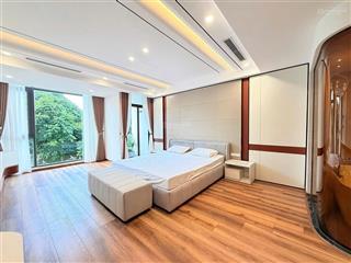 Đẳng cấp! 27 tỷ hơn, bán nhà gần ngõ 40 xuân la, tây hồ  125m2  6 tầng  thang máy  gara ô tô 