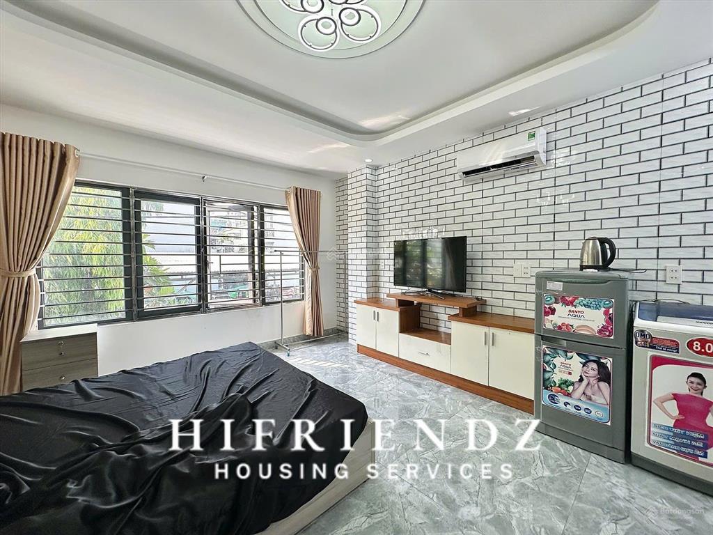 Cho thuê phòng cửa sổ full nội thất máy giặt riêng gần chợ thạch đà