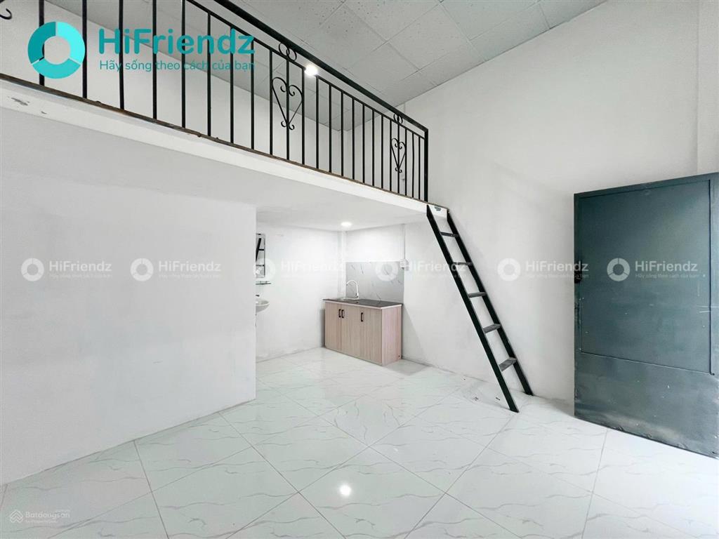 Phòng gác cao 30m2 gần emart phan huy ích