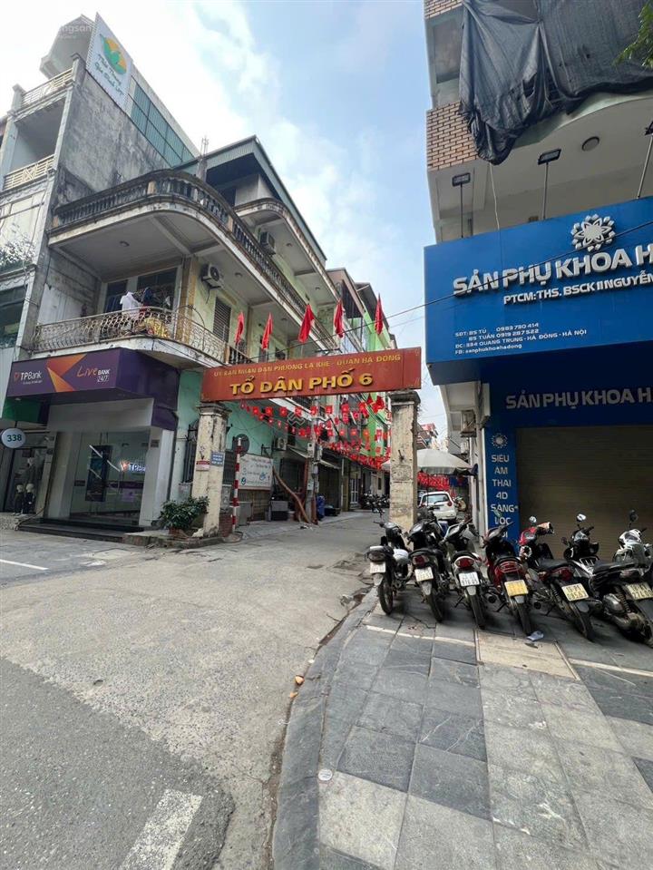 Quangtrung hà đông  nhà dân xây  oto  2 thoáng  20m ra ga tàu điện  pháp lý cc.