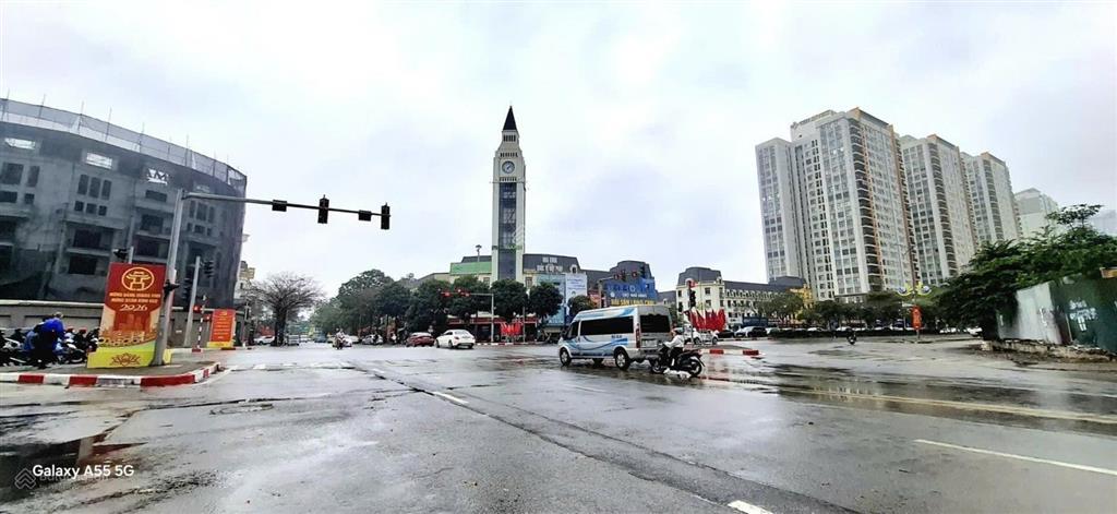 Mặt phố trung tâm hà đông dòng tiề.n ổn định đường 40m chủ thiện chí.dt 90m2.
