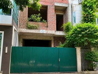 Kđt văn khê  liền kề thô  vị trí kinh doanh  hạ tầng đồng bộ  giá tốt. diện tích 83m2. mt 5m
