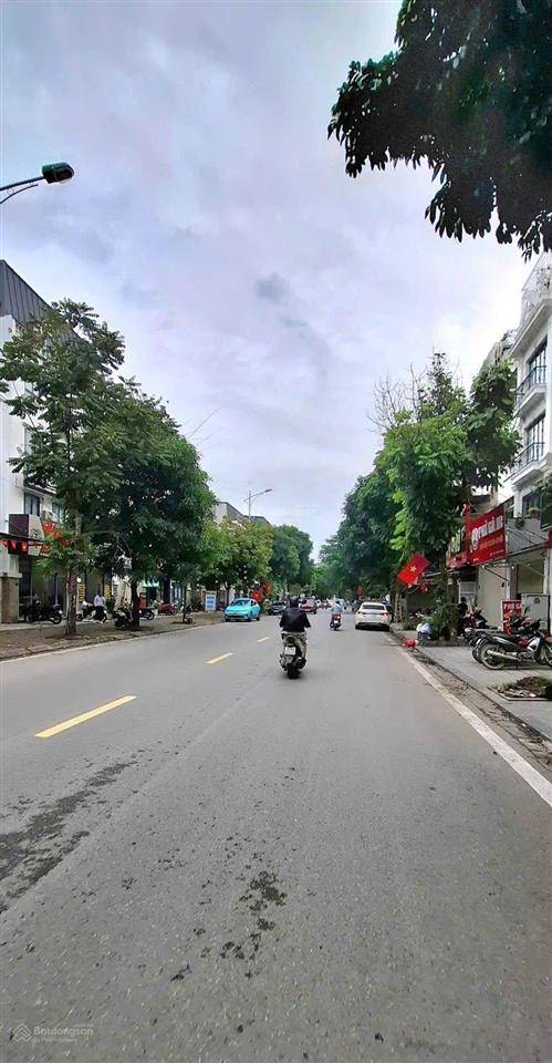 Mặt phố vip kđt văn phú  dòng tiền cực tốt  73m²  mt 5m  chỉ 21 tỷ.