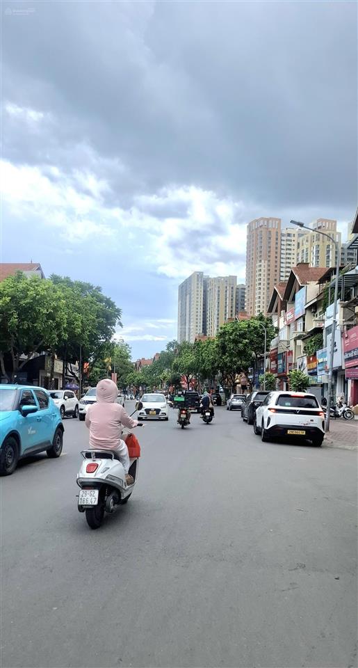 Làng việt kiều châu âu  còn một căn  giá tốt trong khu vực  78.7m²