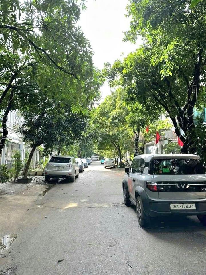 85m2. lk kđt văn quán hà đông  phân lô  vị trí kd văn phòng  gần hồ điều hòa  chuẩn pháp lý.