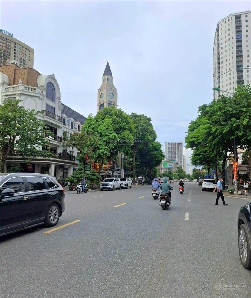205m2. hiếm có 1 căn bt kđt văn phú  nội thất gỗ sịn  giá tốt khu vực  vị trí đắc địa