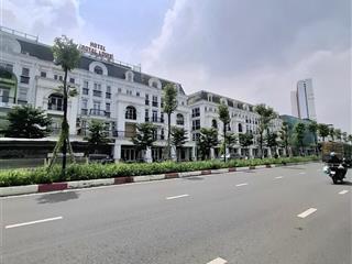 120m2. louis đại mỗ  mặt phố lê quang đạo  đường 40m  nhà hoàn thiện thang máy  chuẩn pháp lý.