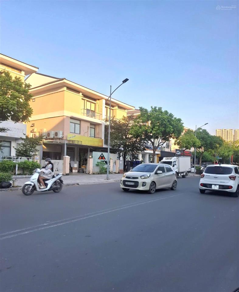 Mặt phố, biệt thự nam cường 198m2. cần bán