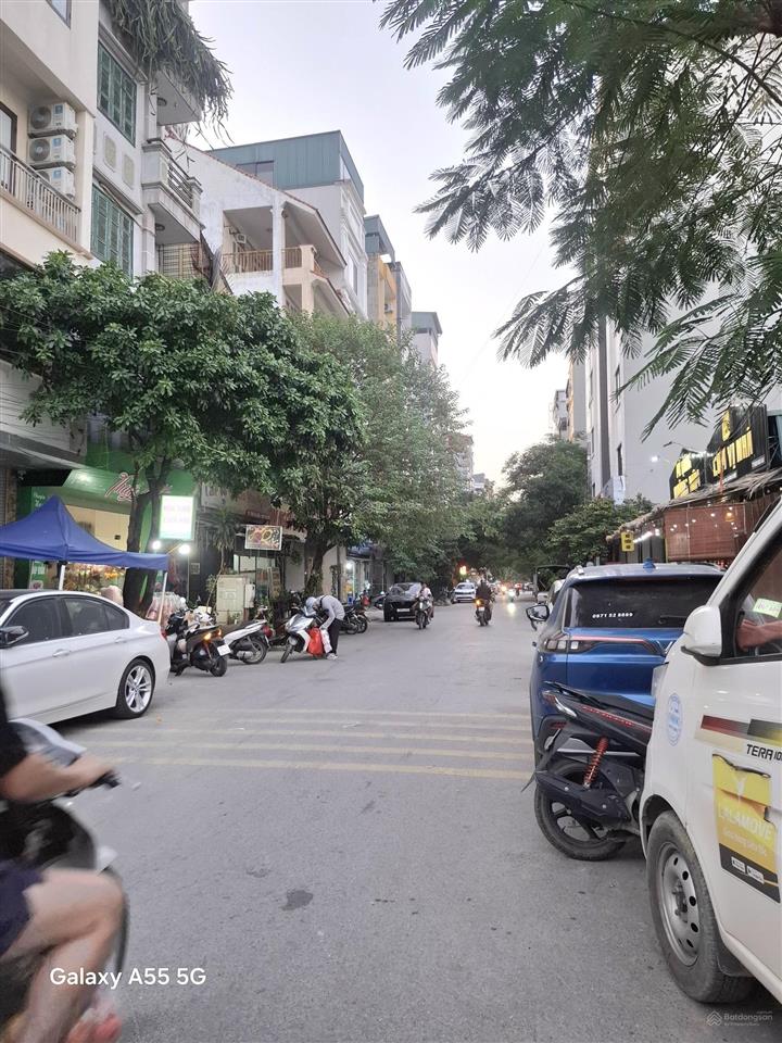 Đất đấu giá vạn phúc, 85m2. 19 tỷ. xây full đất. xây toàn văn phòng.