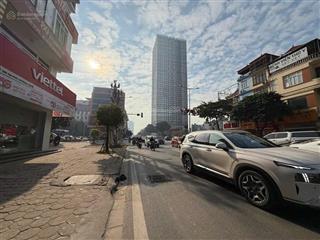 Nhỉnh 5 tỷ!!! bán nhà kinh doanh ô tô tránh ngay cầu am  vạn phúc 4t 21m2 cực hiếm trong khu vực