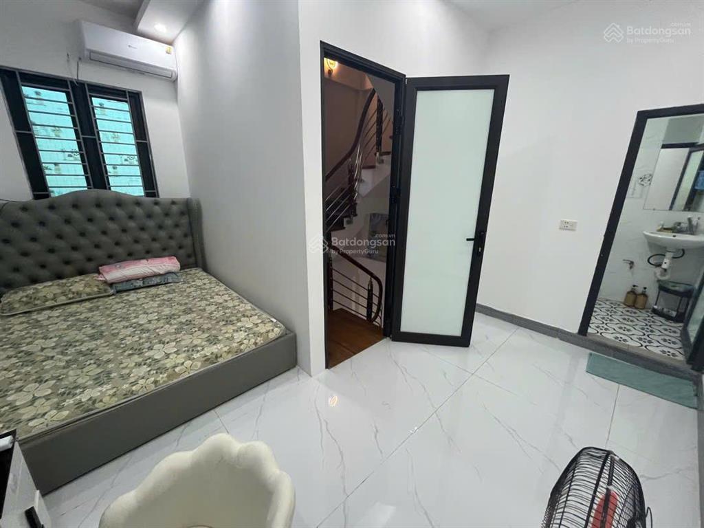 Chính chủ gửi bán gấp nhà 5 tầng xây mới ngay cuối bà triệu  ngã 5 hà trì giá 6 tỷ