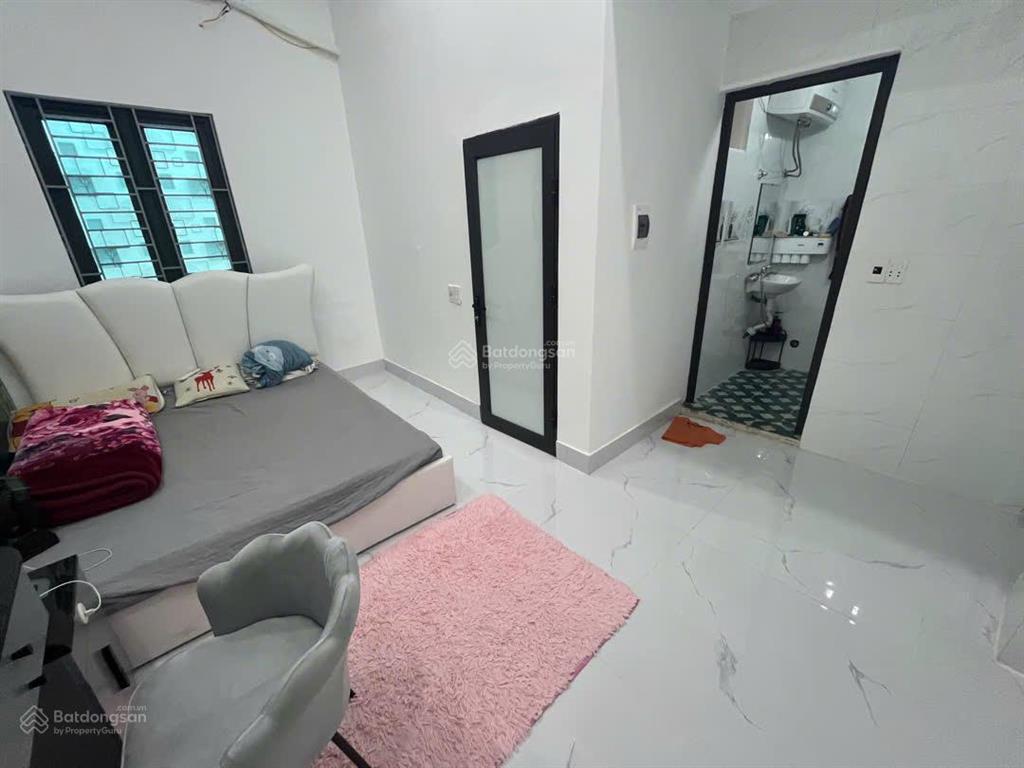 Chính chủ gửi bán gấp nhà 5 tầng xây mới ngay cuối bà triệu  ngã 5 hà trì giá 6 tỷ