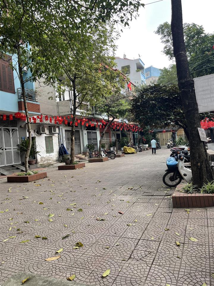 Cực hiếm! bán nhà sát phố trần phú  lương ngọc quyến  văn quán ô tô đỗ cửa 42m2 4t giá nhỉnh 10tỷ