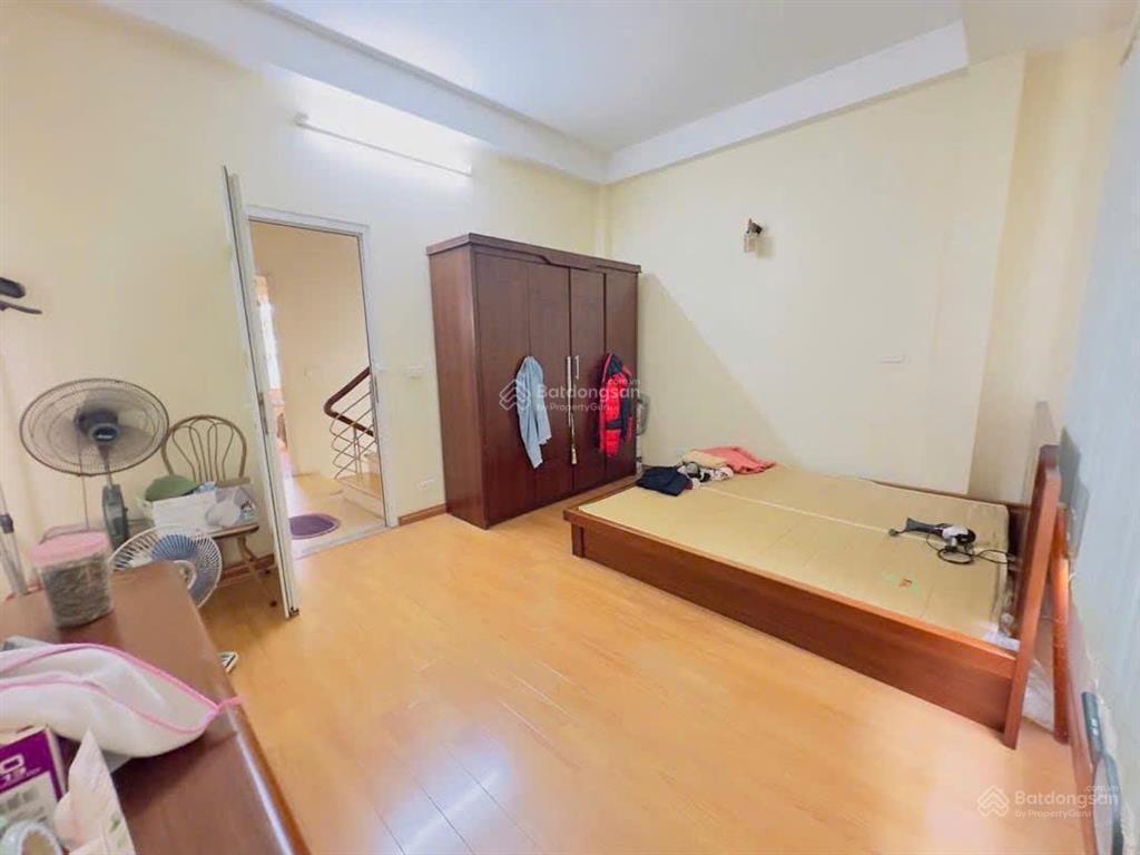 Cực hiếm! bán nhà ngay mặt phố yên phúc  văn quán 42m2, 3t dân xây giá hơn 6 tỷ