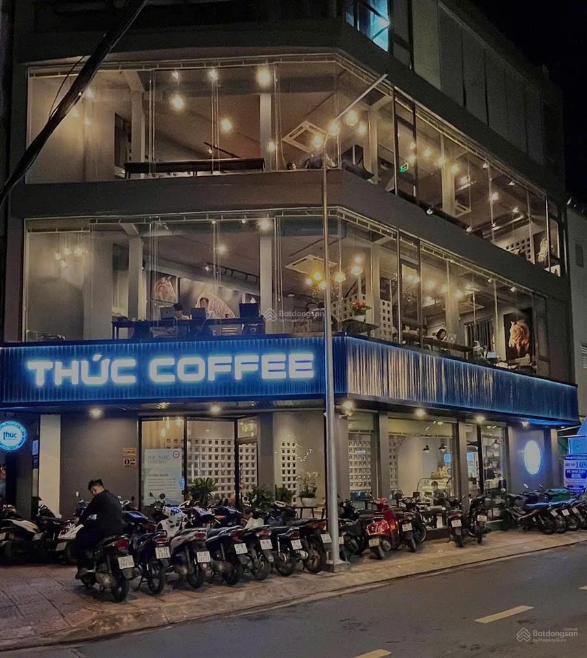 Siêu hiếm! bán gấp góc 2 đường ngay khánh hội. p6  q4. dt 4x14m, 4t. hđt 85tr/th. giá 32 tỷ