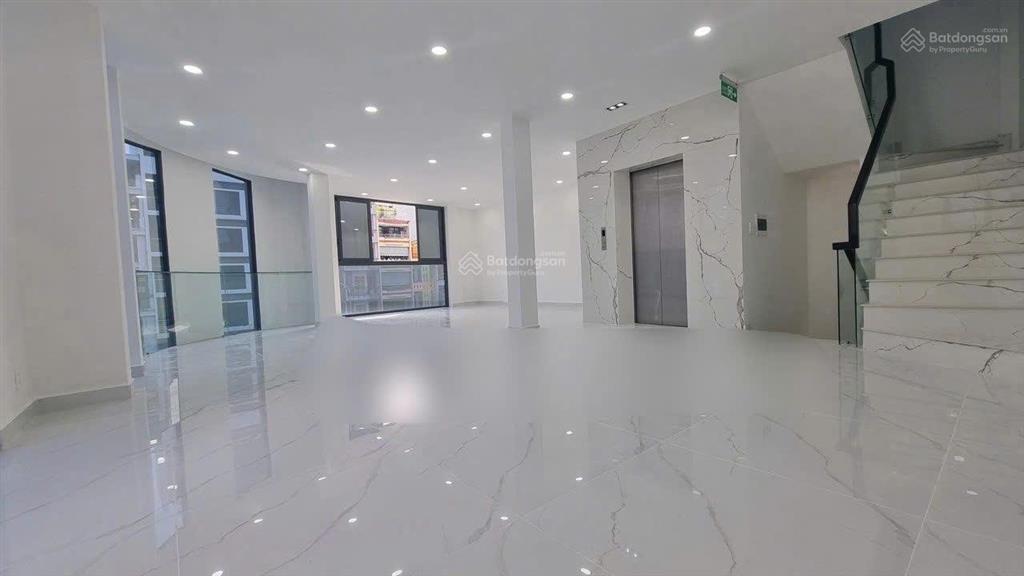 Siêu hiếm 2 mặt tiền calmette. quận 1. hđt 120tr. dt 7.6x10m. cn 60m2. kết cấu 7 tầng. giá 32 tỷ