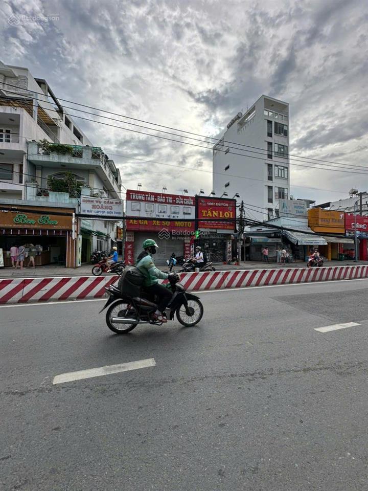 160tr/m2 mt huỳnh tấn phát p.tân thuậntp.hcm.dt5.6x36m2.nở7m.cn194m2.ctxdhầm 7 tầng.giá 32 tỷ