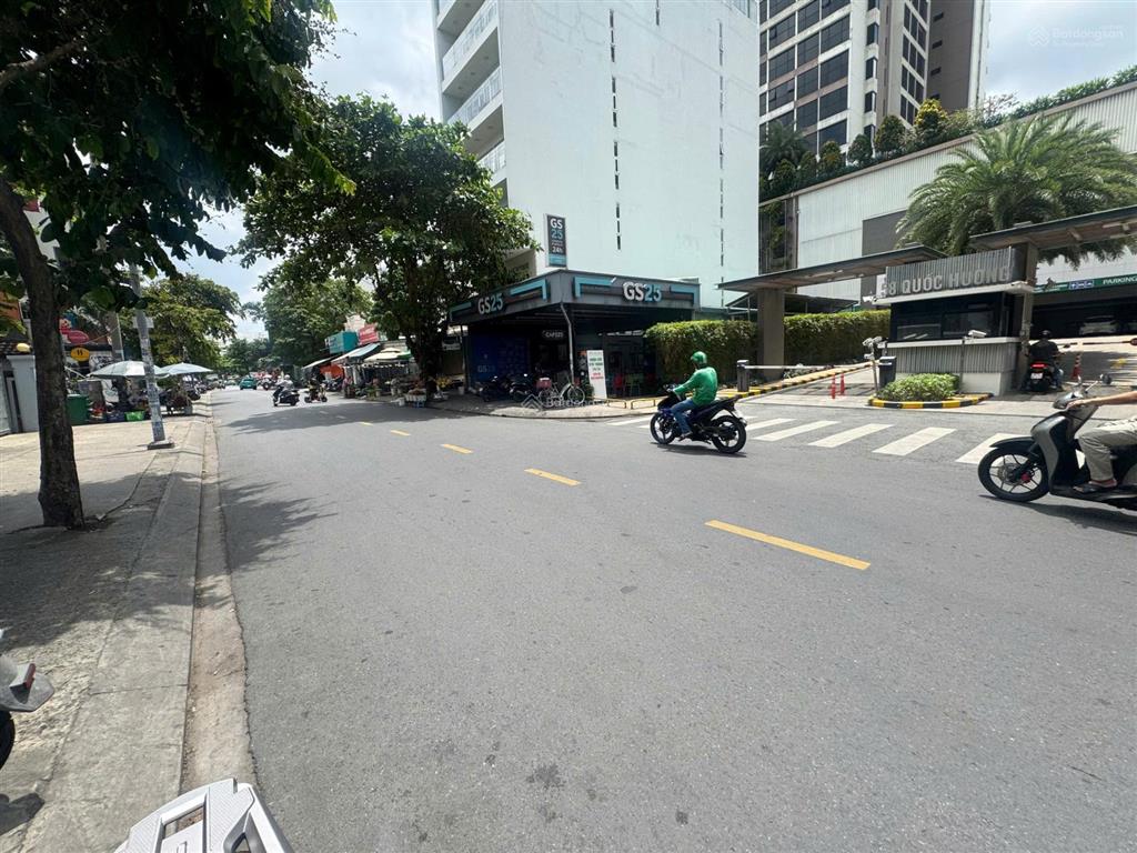 Siêu hiếm! 3mt quốc hương, p. thảo điền, q.2. dt 8.8x25m. cn 225m2. xây mới hầm 7 tầng. giá 65 tỷ